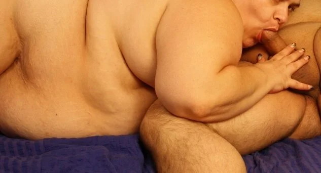 Deutsche SSBBW Fettsau gibt blowjob image 12