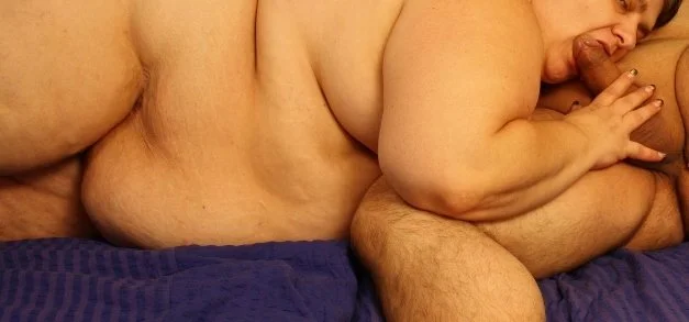 Deutsche SSBBW Fettsau gibt blowjob image 14