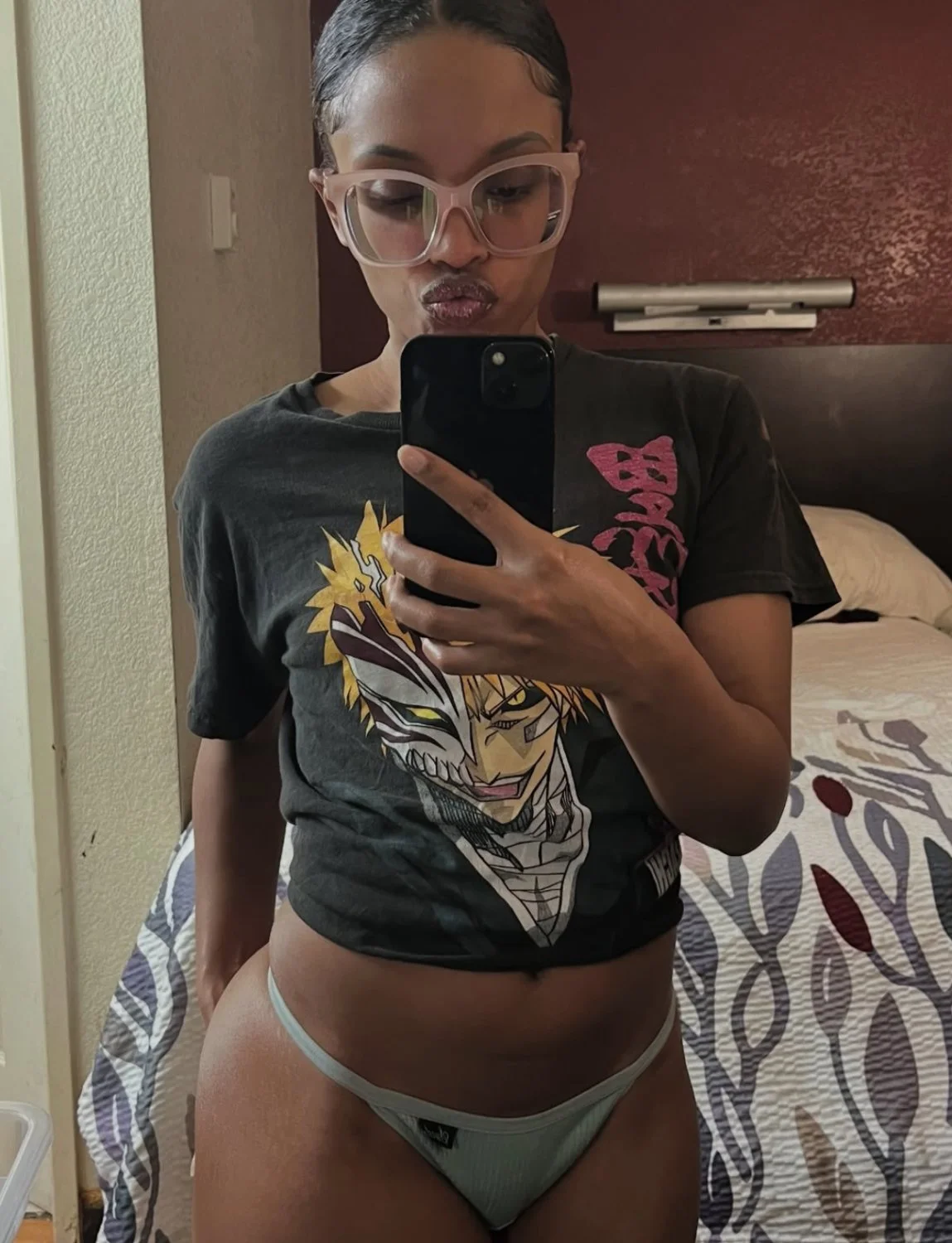 Ebony image 7