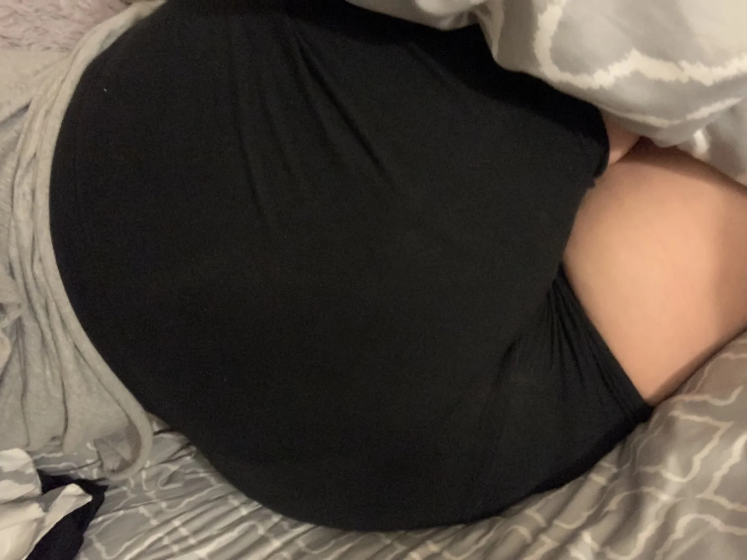 Girlfriend showing it all off for you image 6
