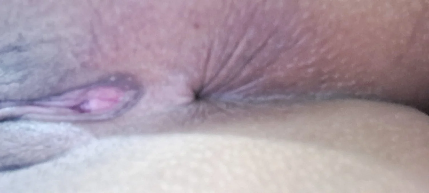 Cuzinho rosa da minha esposa image 1
