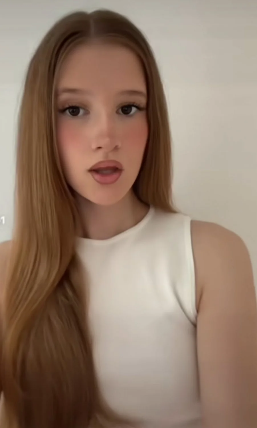 If she is your sister, dm me! main image