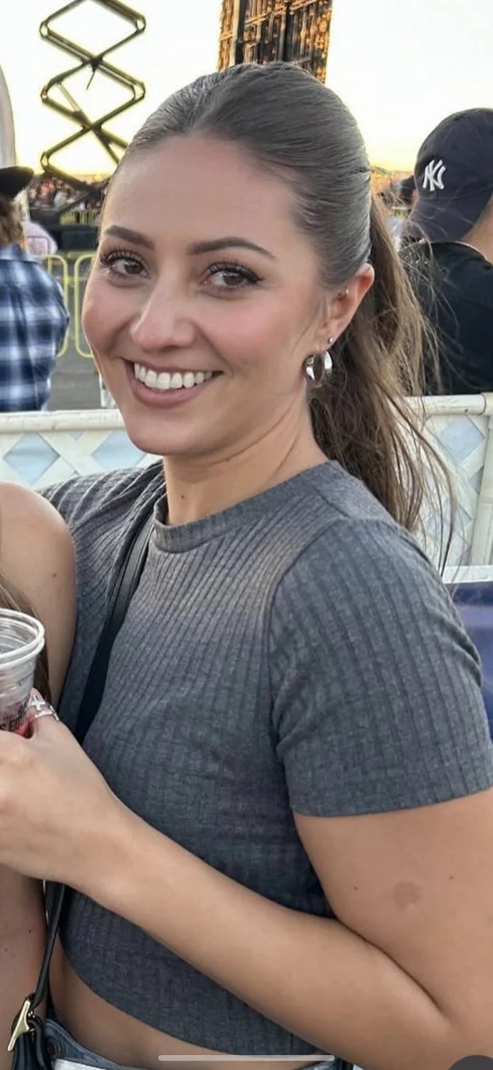 Who is she? She can suck some BBC ! 👅💦 SHES A FREAK 🍆 main image