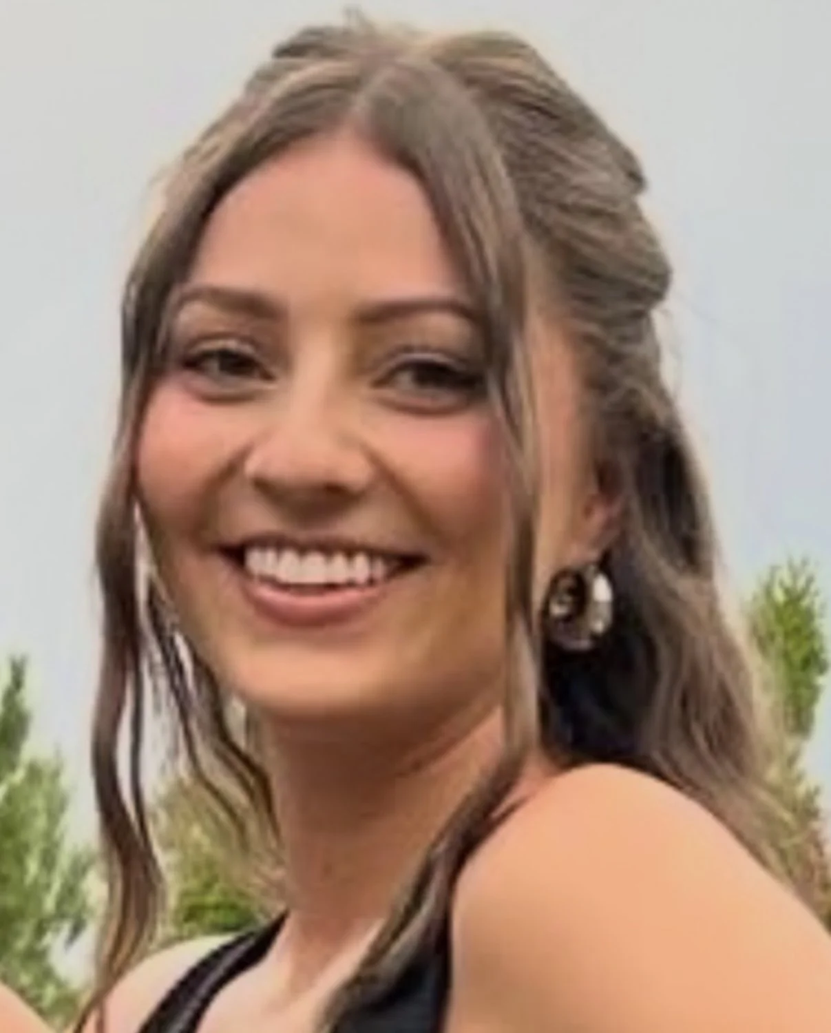Who is she? She can suck some BBC ! 👅💦 SHES A FREAK 🍆 image 16