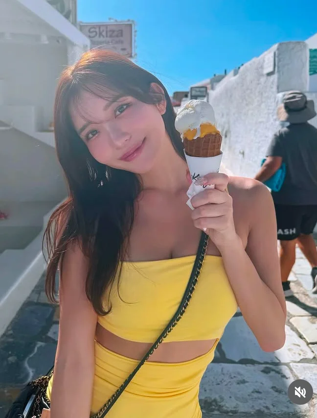 Coco 4 image 2