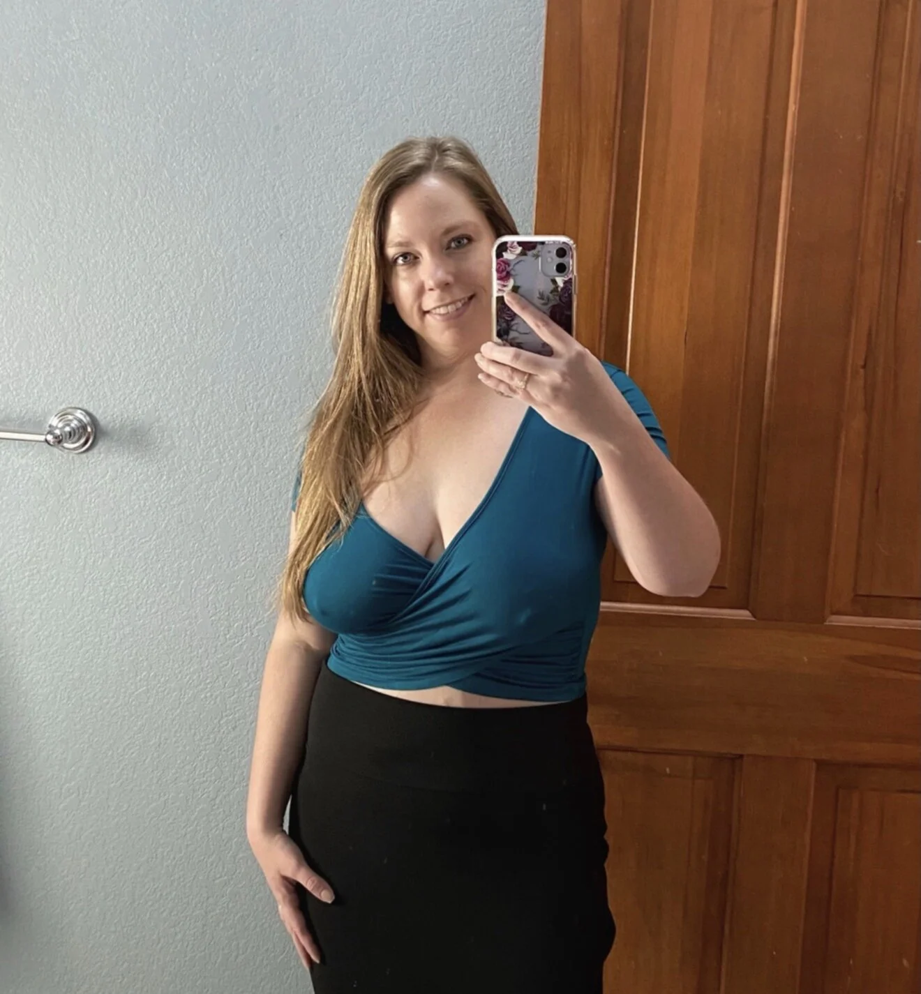 Hot momma image 3