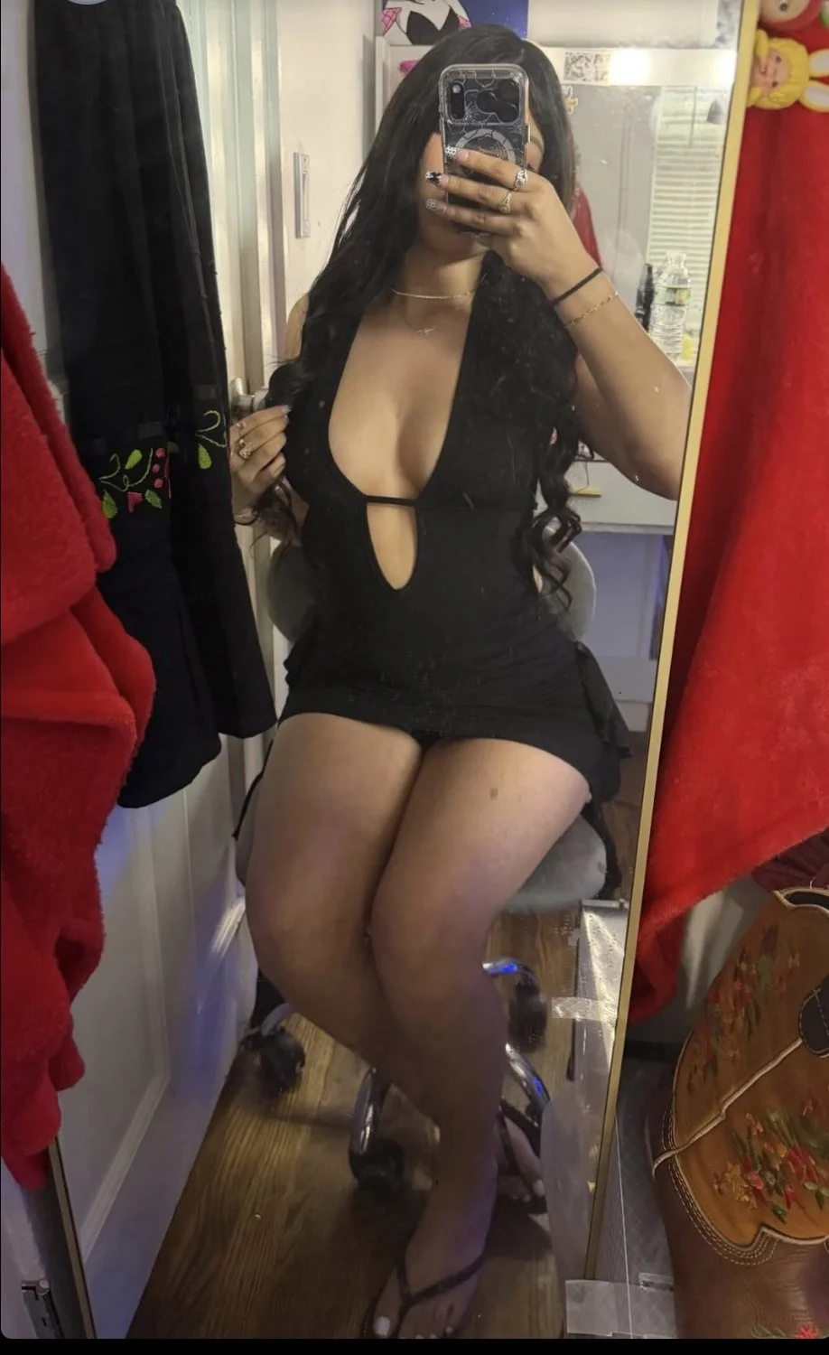 latina teen baddie image 5