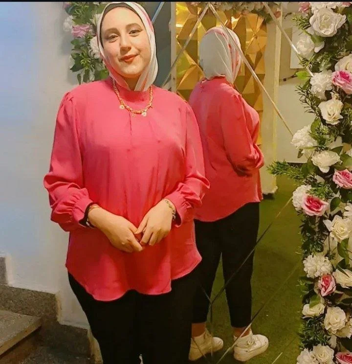 ساره الحلوة 24 سنة اخت الديوث من سوريا image 2