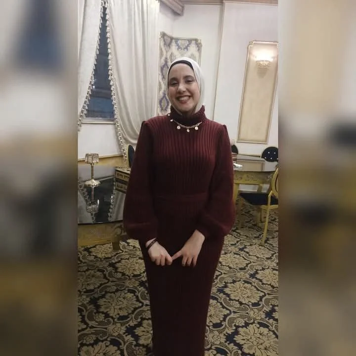 ساره الحلوة 24 سنة اخت الديوث من سوريا image 4