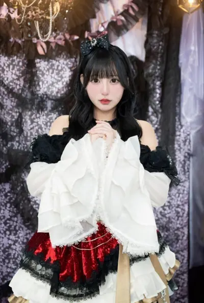 🔚Japanese　森なずな　カラオケ下着姿　流出炎上　ソフトエロ　一発やりたい cover image