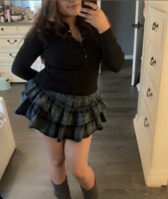 Sexy Latina p10 image 3