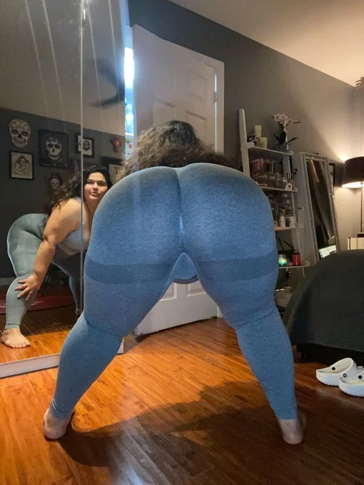 ClAssi1c BBw L@t1nA Karl@ biG b00ty !! image 2