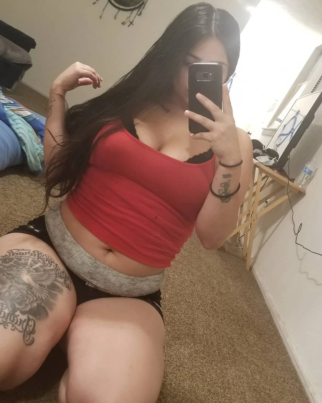 Thick Latina Vero image 17