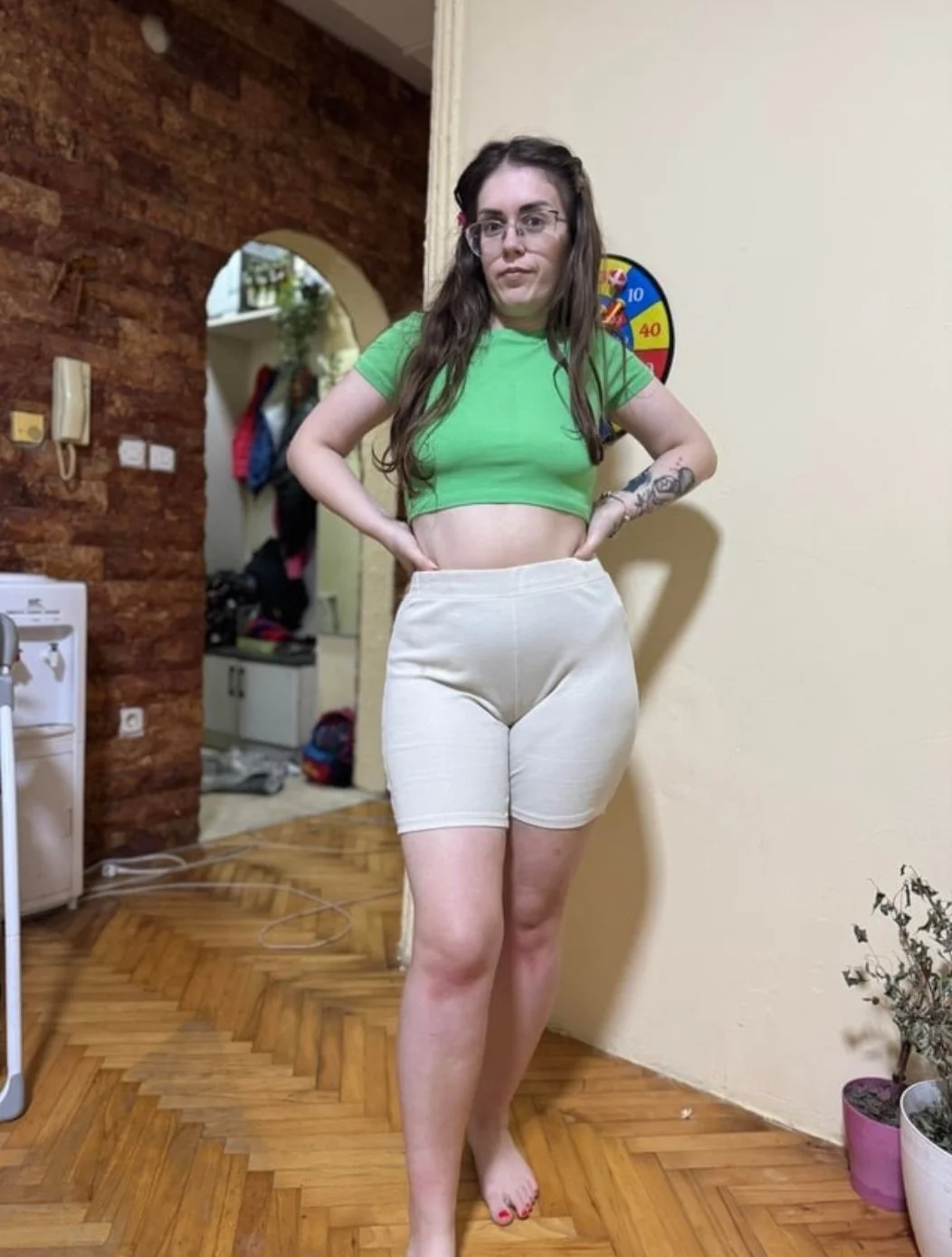 Amateur teen with a big ass and meaty pussy! 🍑 image 33