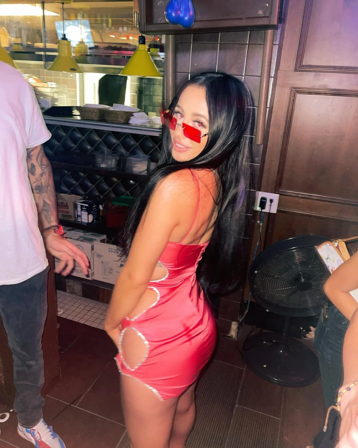 CH3YENNE The Busty Brunette image 22