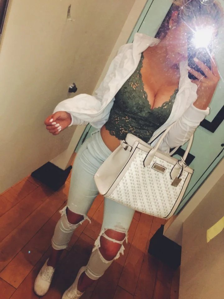 CH3YENNE The Busty Brunette image 28