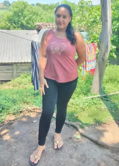 La dueña de mi pajas que morena tan chichona 🤤🤤😋🥵🥵😏 cover image