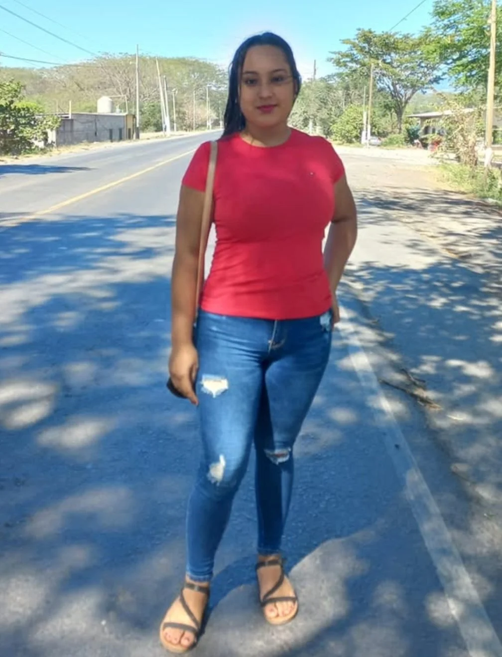 La dueña de mi pajas que morena tan chichona 🤤🤤😋🥵🥵😏 image 14