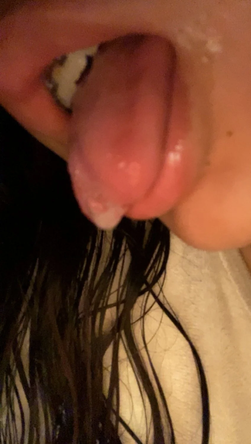 Aporte del novio me manda a su novia para que se la jalen con ella🤤💦 image 9