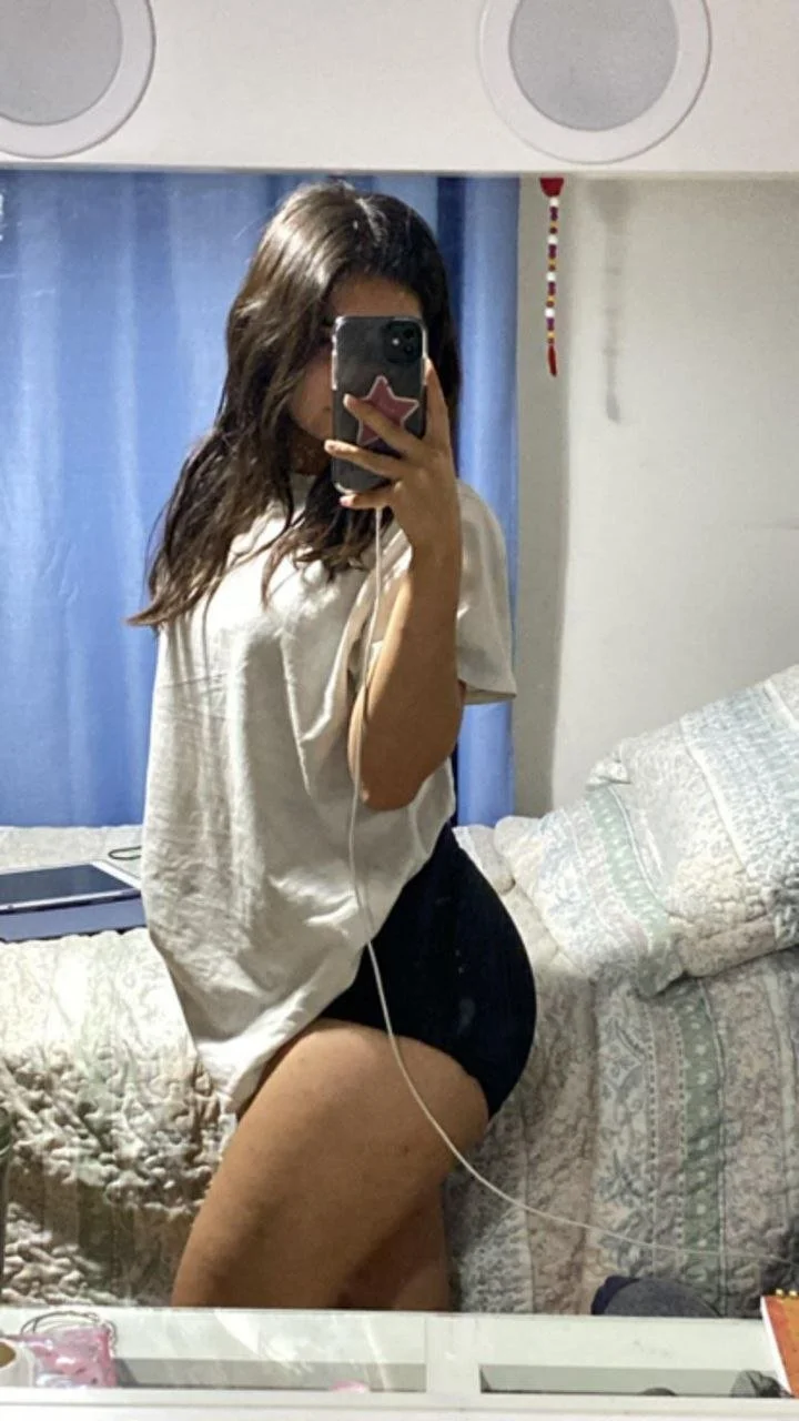 camila reichel 20 años chile image 12