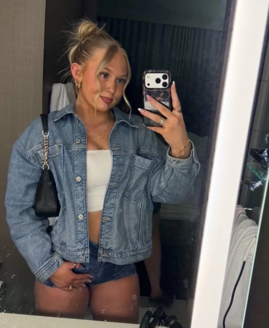 Sexy Teen Blonde image 3