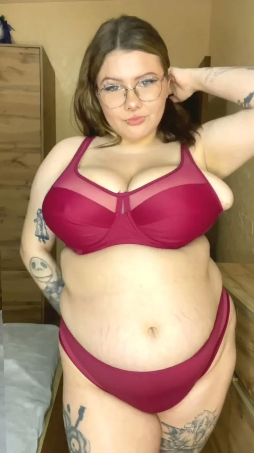 🔞 dripping small tits nude slut stripping naked dripping 😈💦 See OF main image