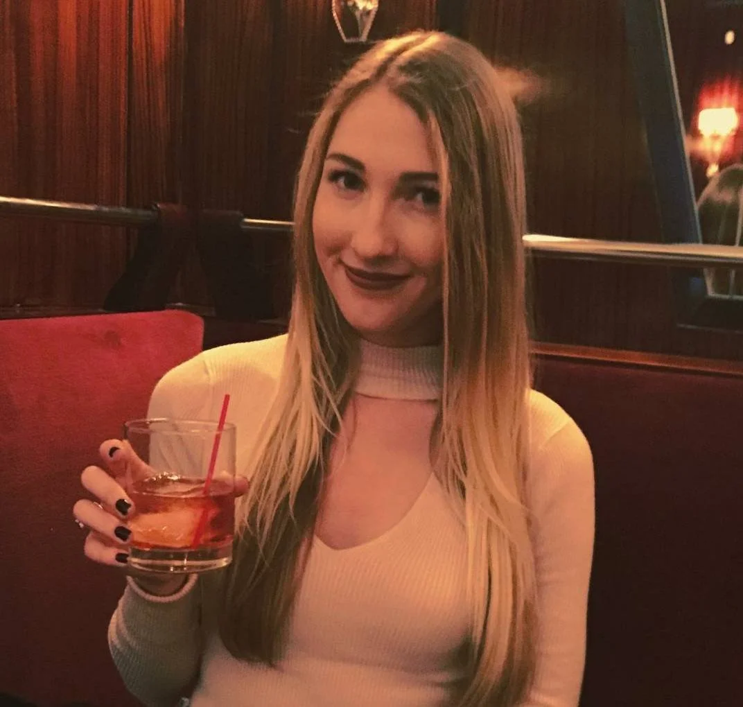 Tight slut Tiffany image 16