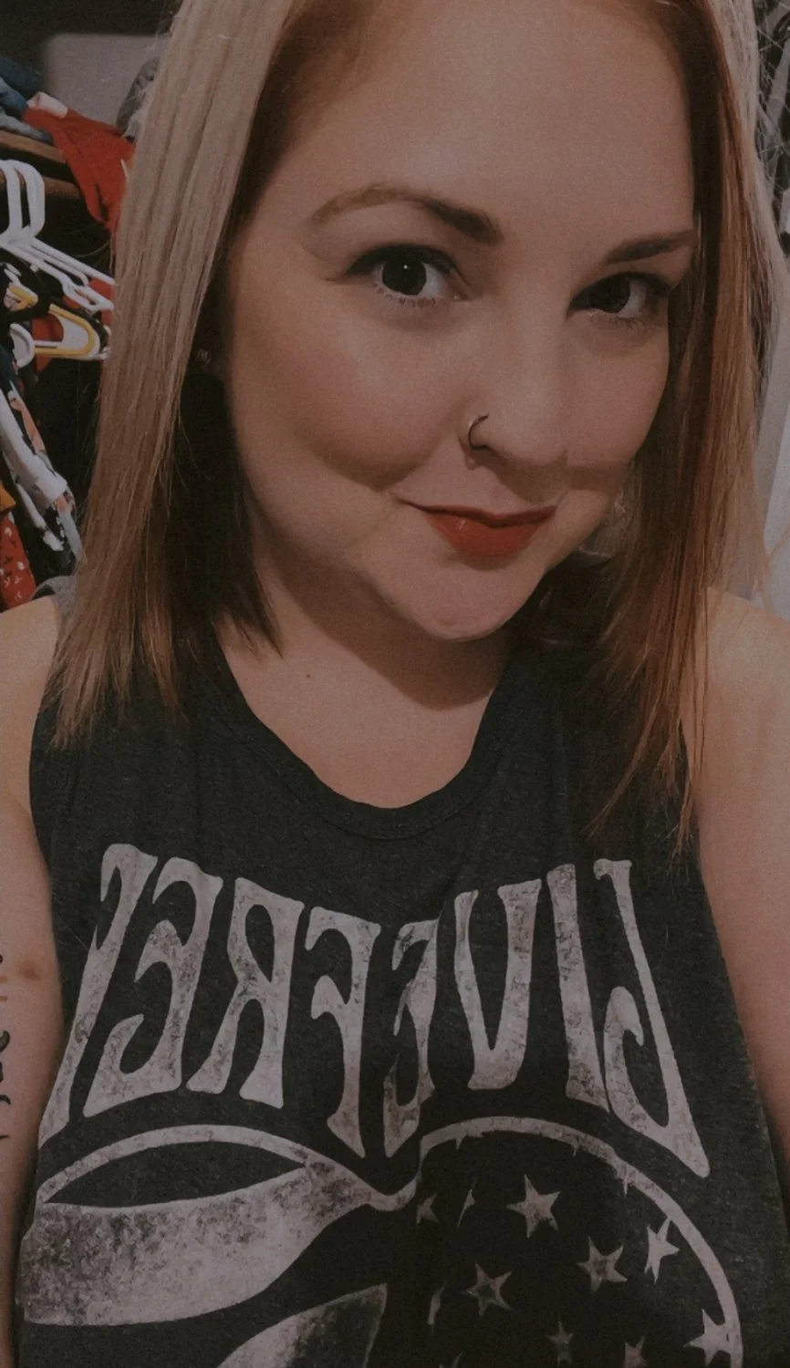 Divorced woman just wanting attention. Comment things to her. She will be reading them. image 24