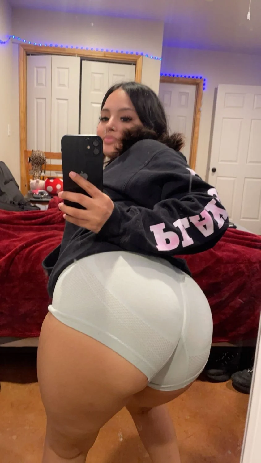 Short Latina Taking it Like a Champ image 4