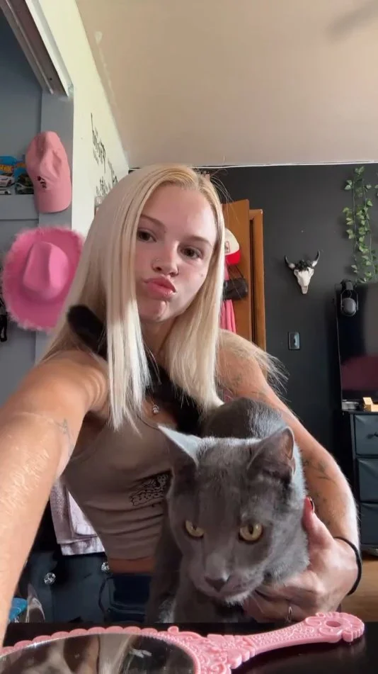 TikTok Cuties 351 image 14