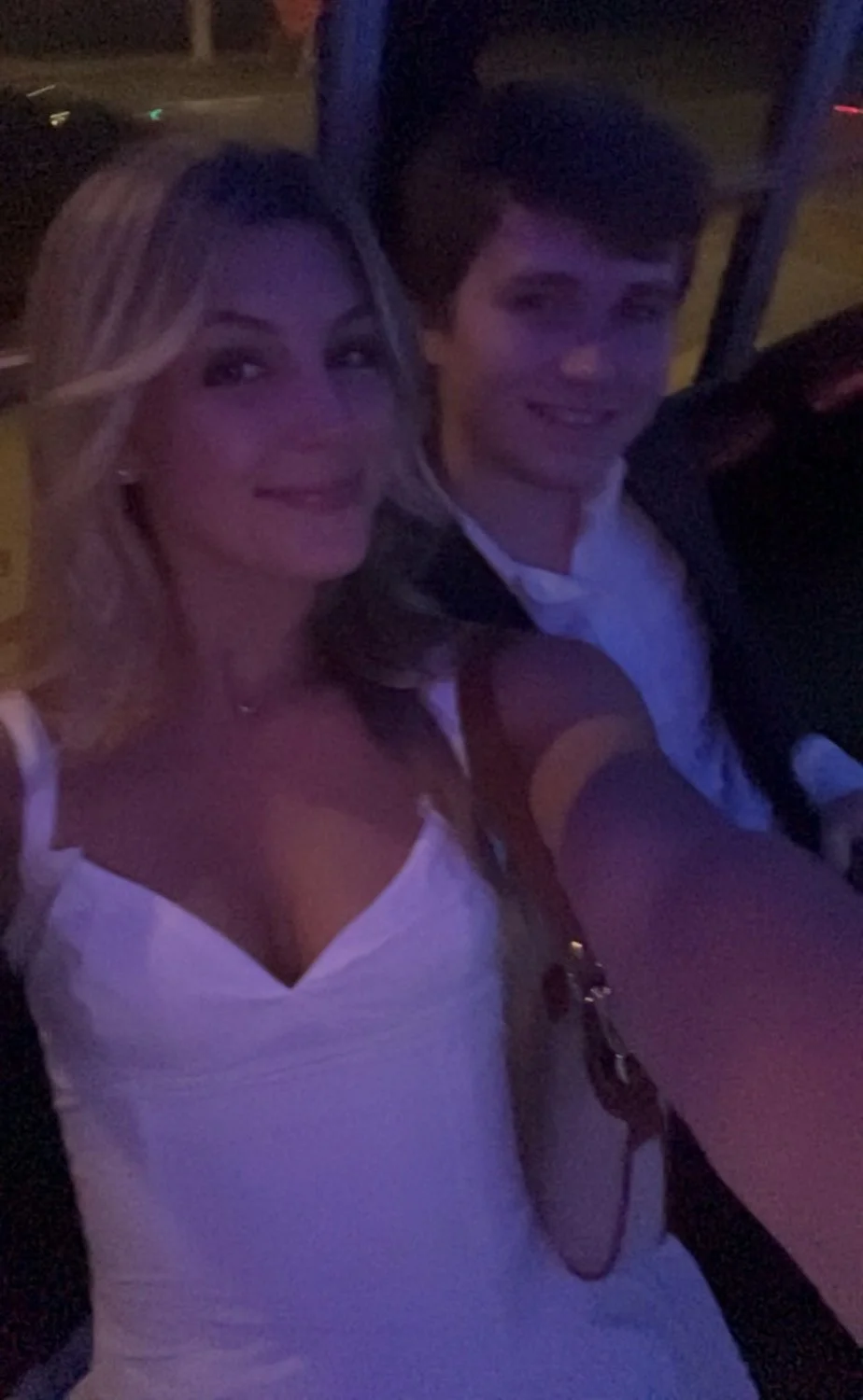 Novinha loira putinha casada vazada pelo marido corno manso! novos vidos, caiu na net, casal amador main image