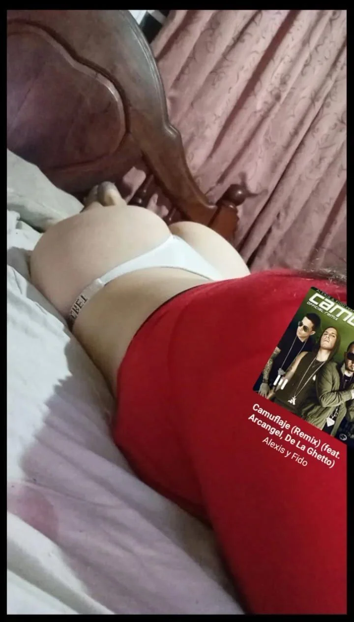 Pendeja trola Morocha de cafecito putita con enormes par de tetas ricas image 14