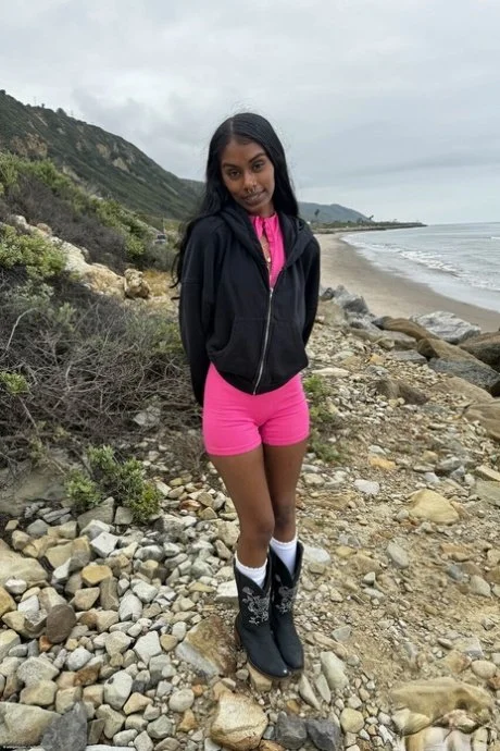 skinny ebony teen Fae Love main image