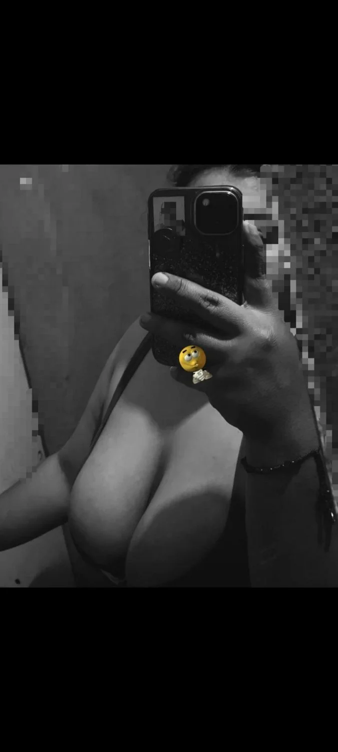 selection of sexy girls and ex-girlfriends image 28