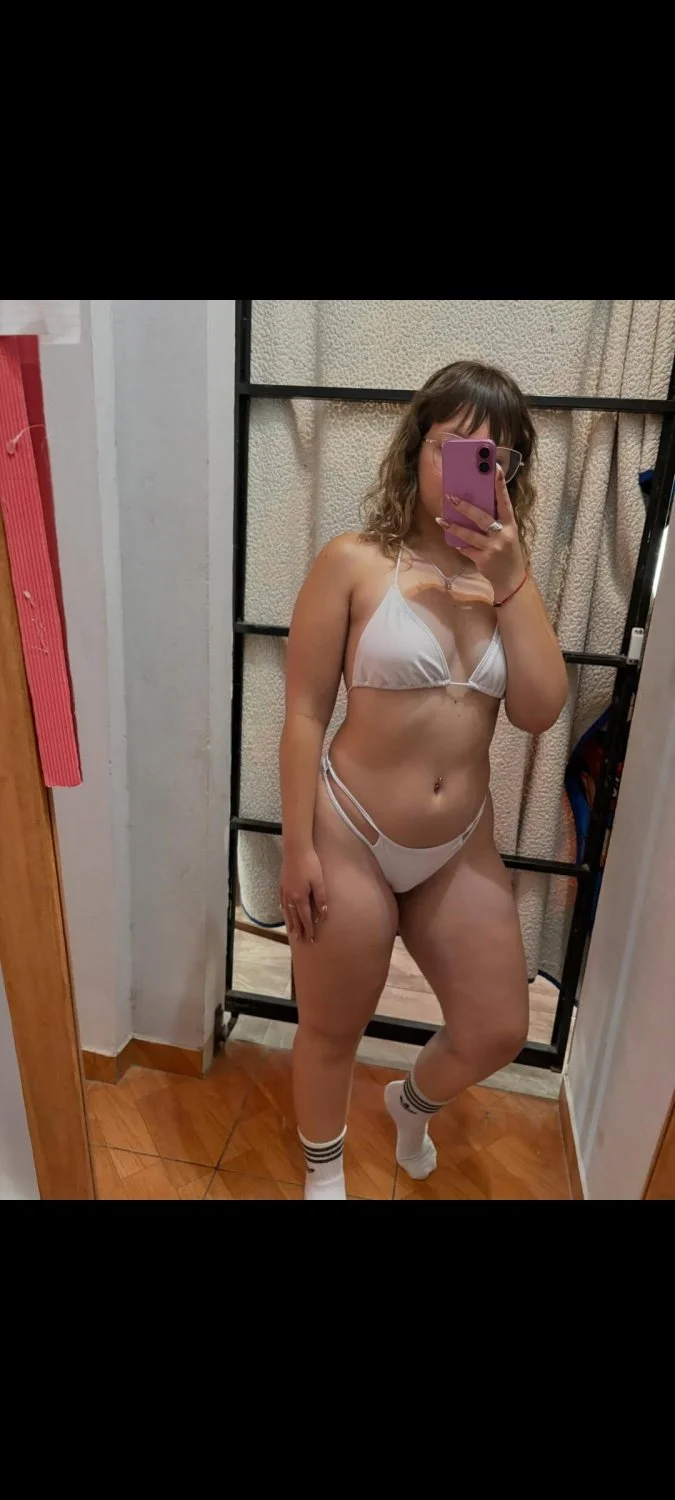 selection of sexy girls and ex-girlfriends image 30