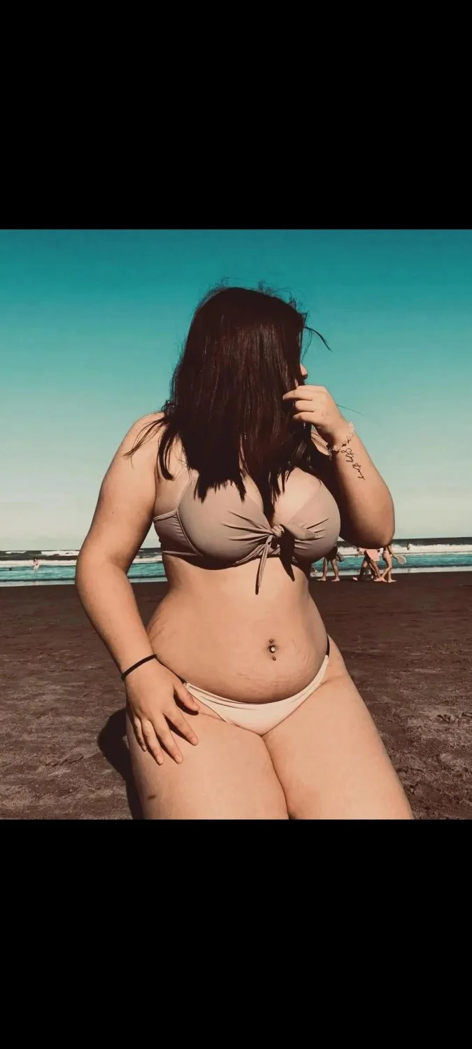 selection of sexy girls and ex-girlfriends image 40