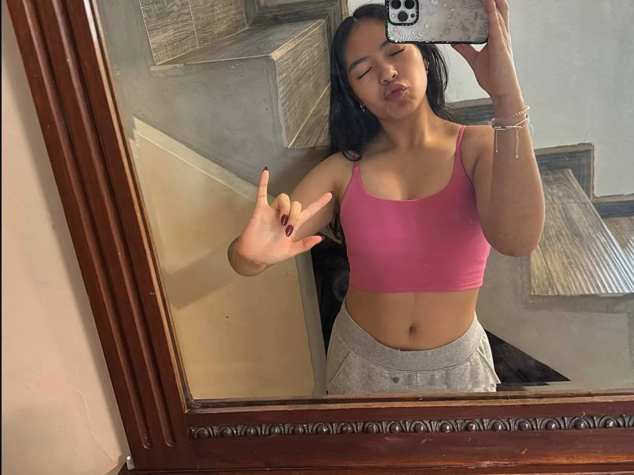 A qué putita prefieren y qué le harían image 2
