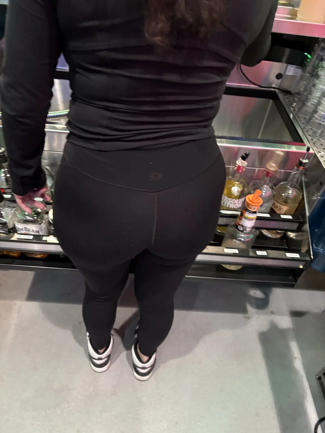 Booty at the Bar image 7
