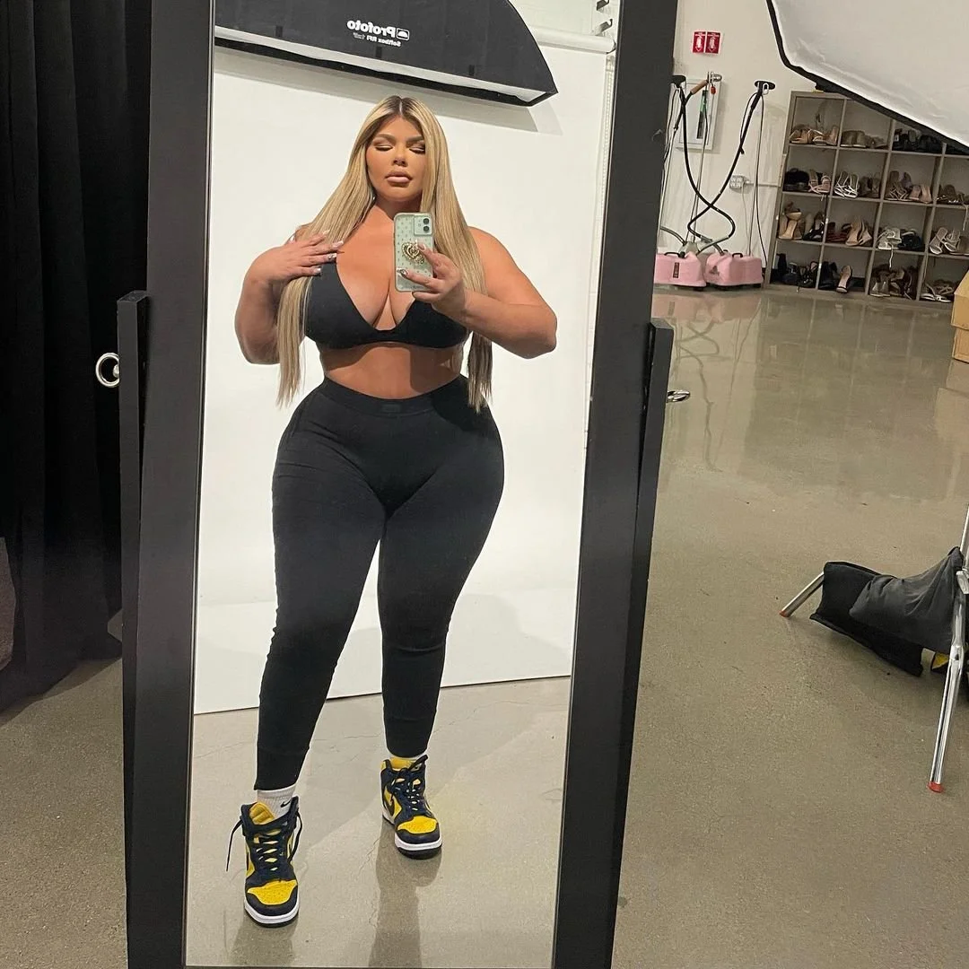 Mïchēllë Mëndēz Gordinha Loira Linda Demais image 41