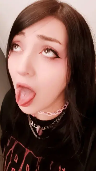 Huge boobs pale bitch cover image