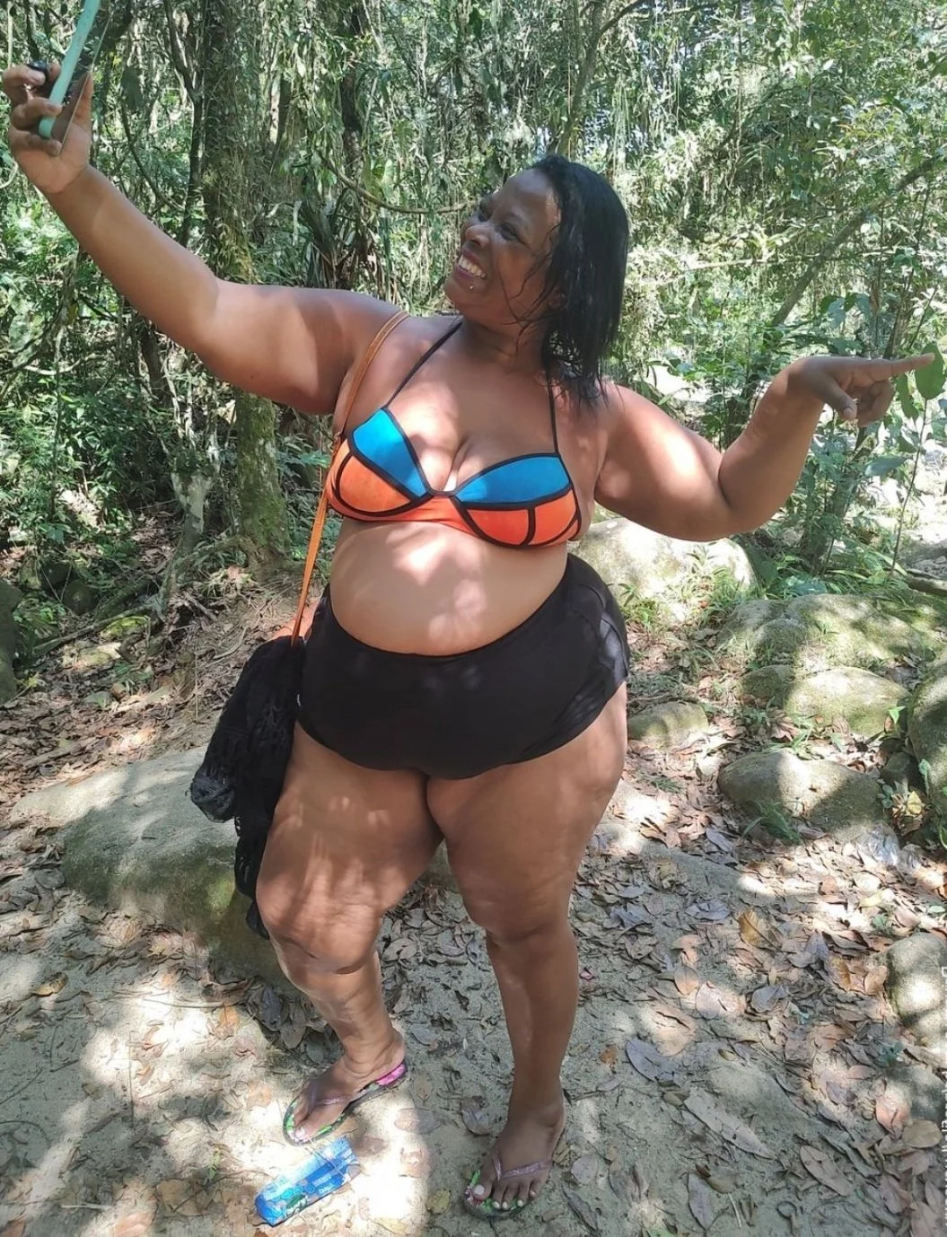 Luciana Bispo Sexy image 7