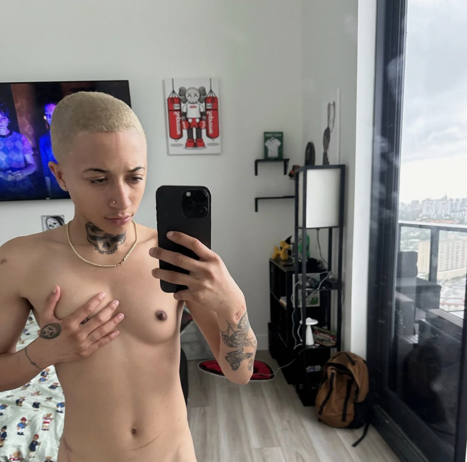Crazy dyke image 6