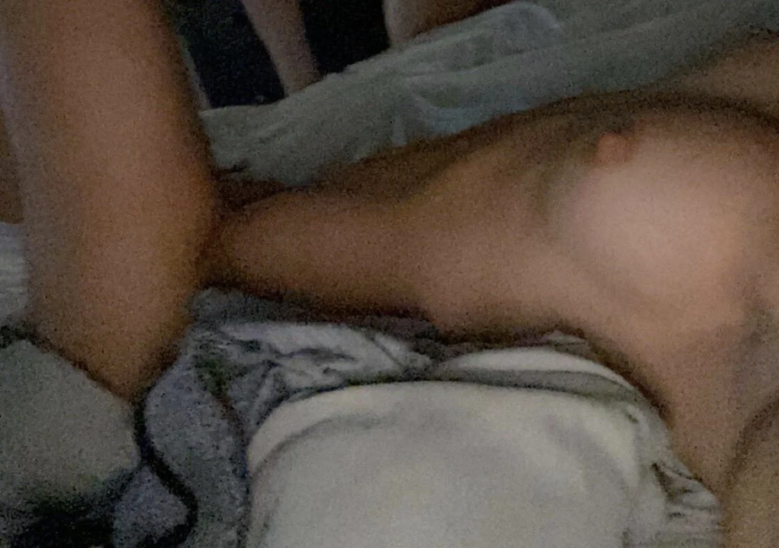Breaking her back in the Bathroom image 8