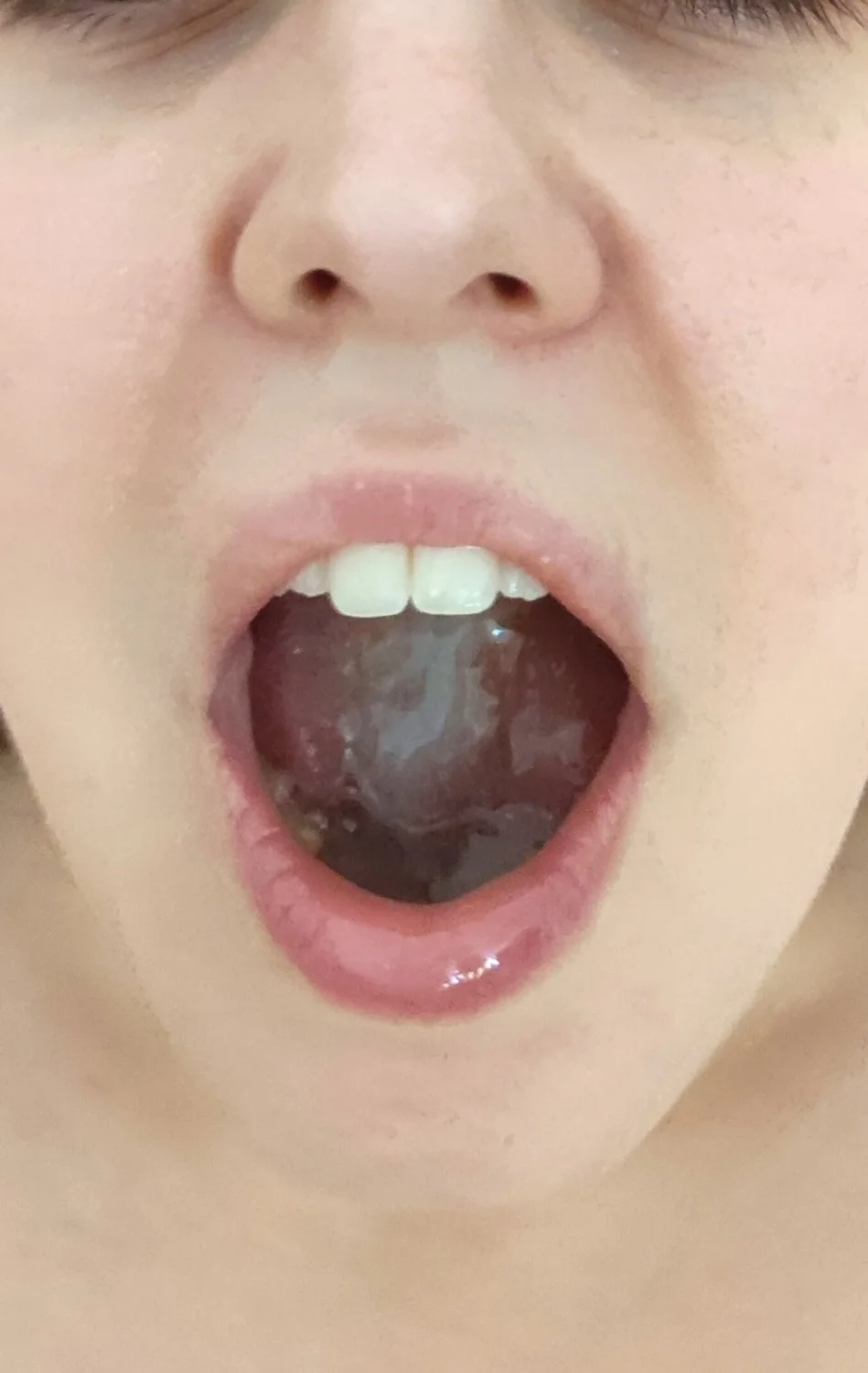 Hairy Ass Buttplug Katey image 15