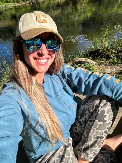 Looking for naughty country boy who likes to do it outdoors cover image