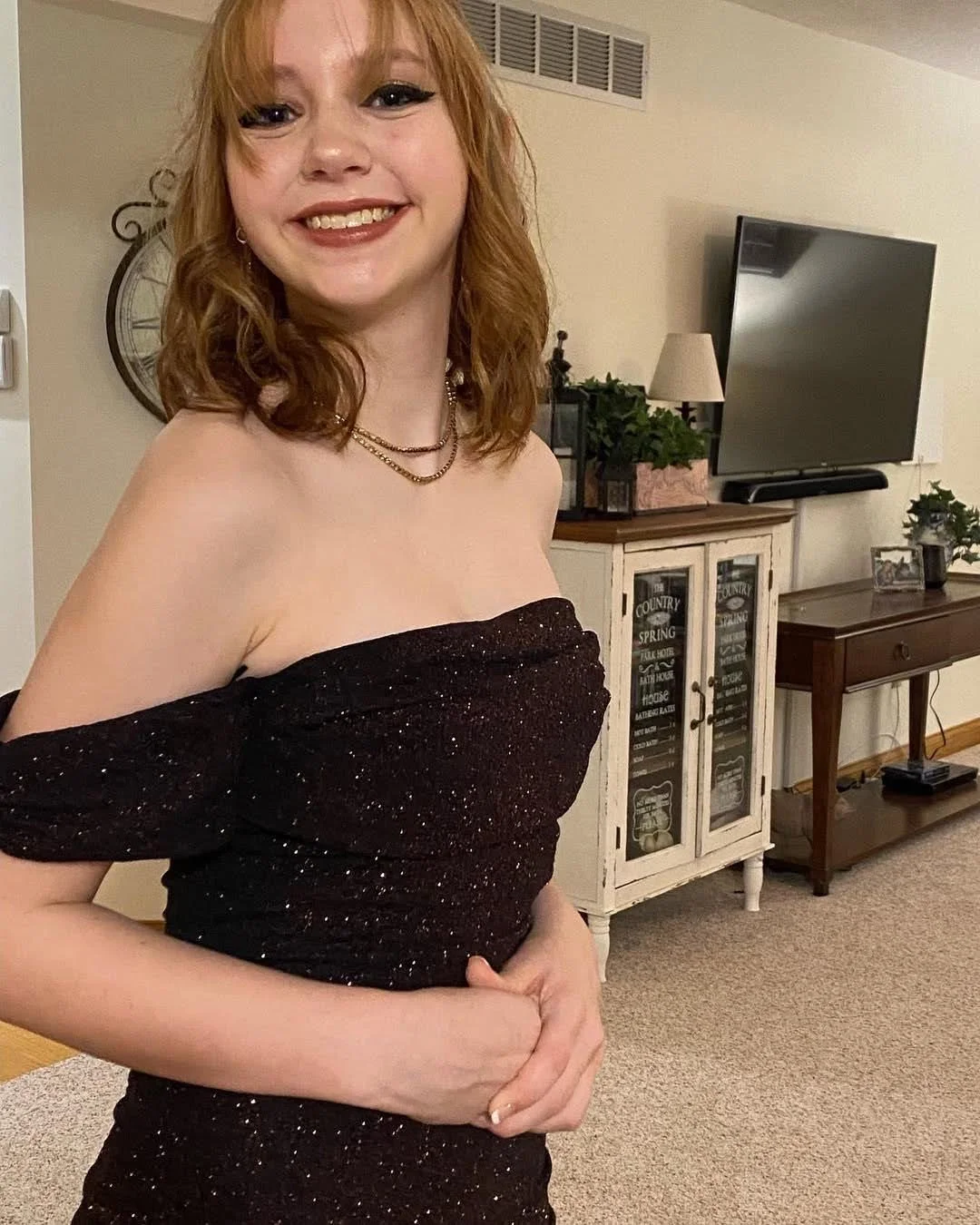Tay is a certified bombshell image 32