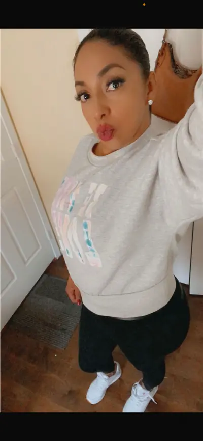 Curvy baby 😍 cover image