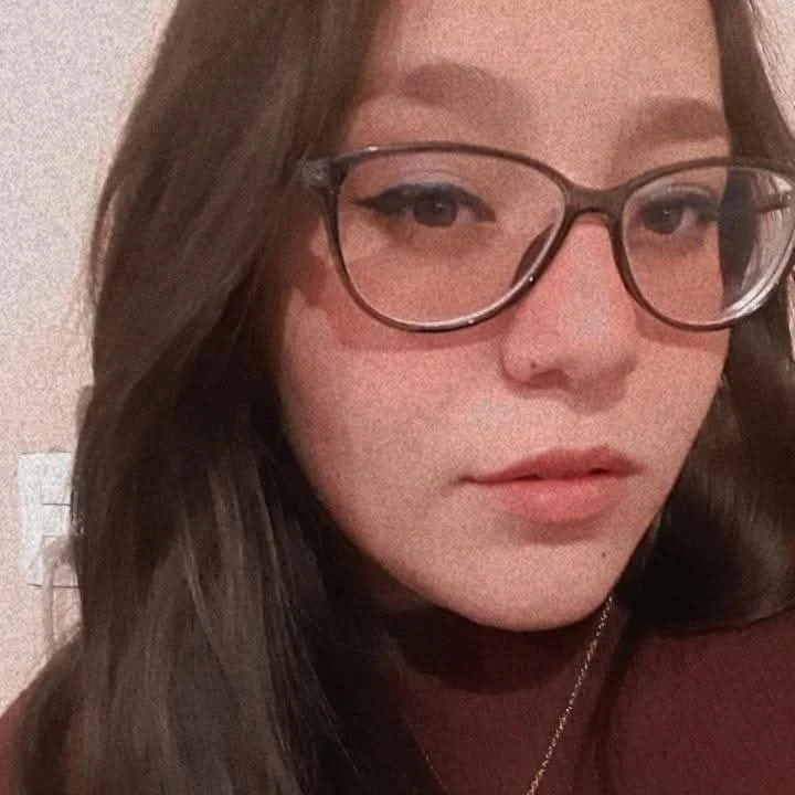 someone sent their sister in image 2