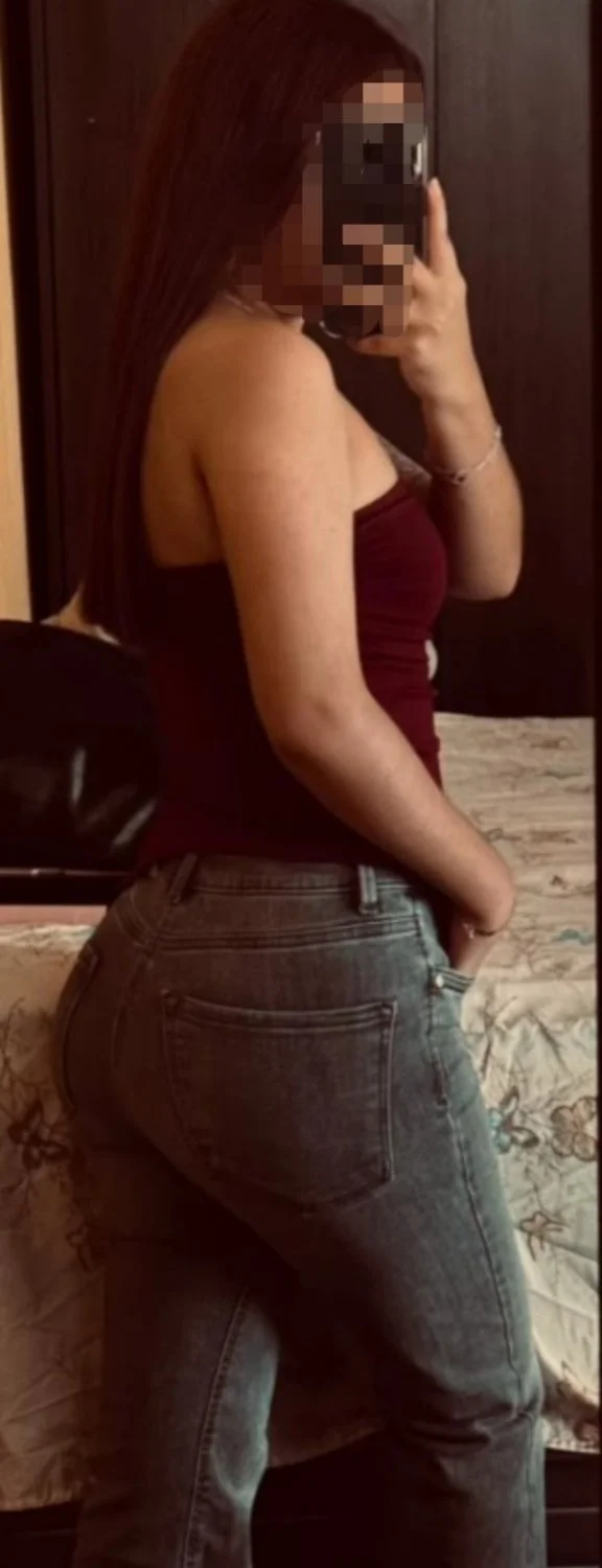 Ass jeans image 2