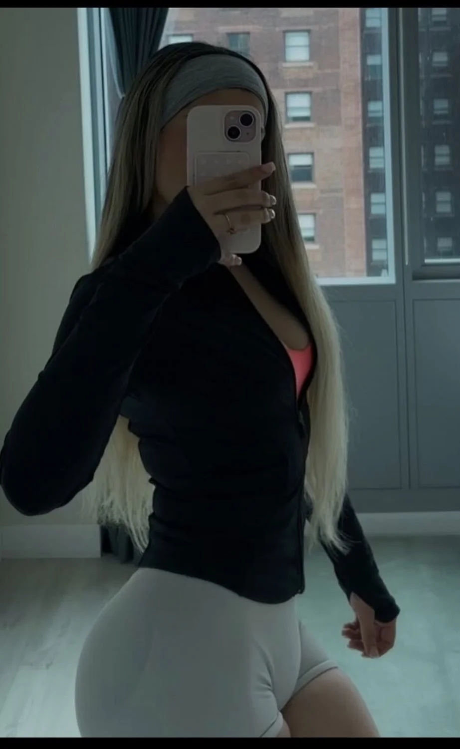 Karlaaaxo Chicago image 6